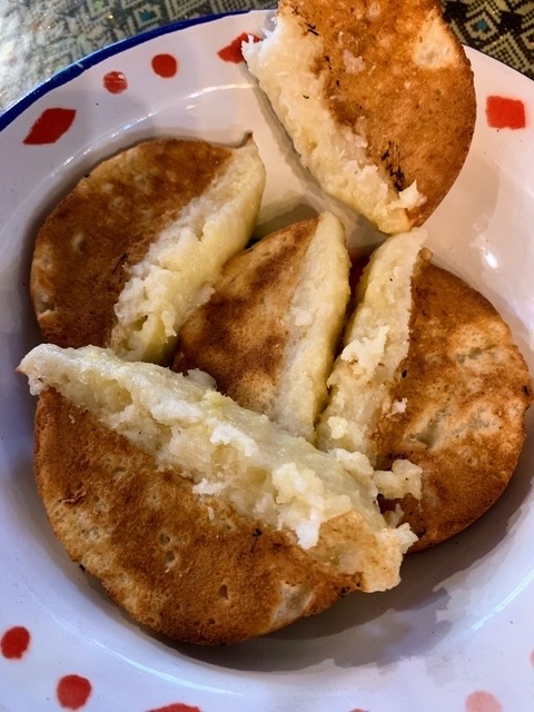 kue baroncong khas bugis