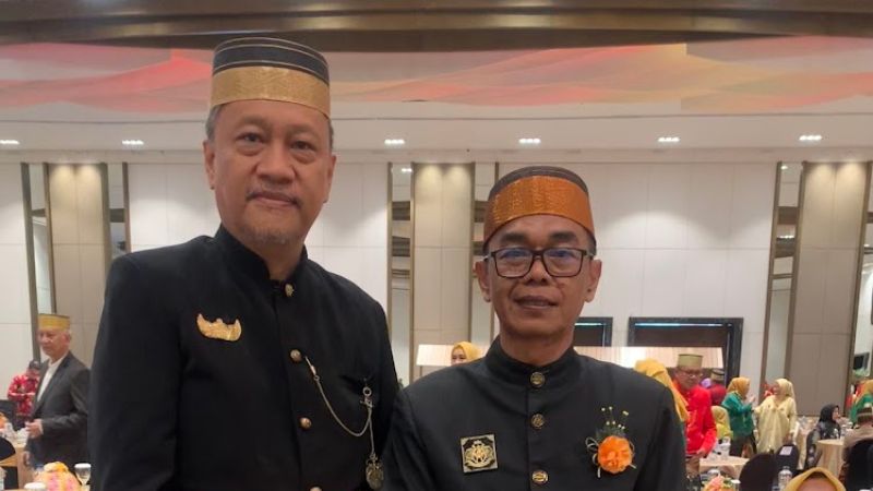 Andi Zulkifli Baju Adat